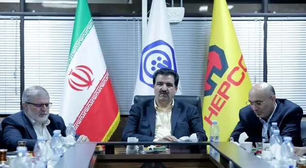 کارگران و بازنشستگان صاحبان اصلی بانک رفاه کارگران