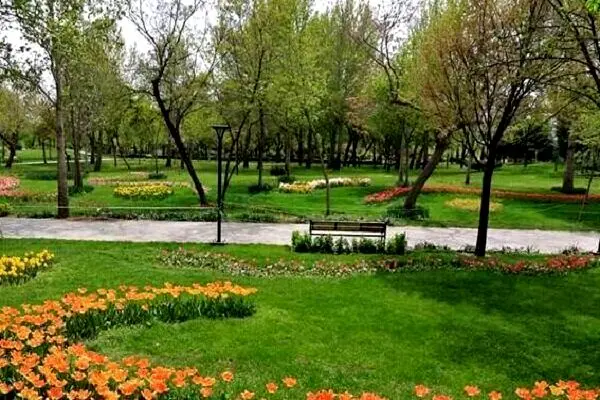 افتتاح بوستانی در منطقه ۱۰ از محل جرایم قطع درخت