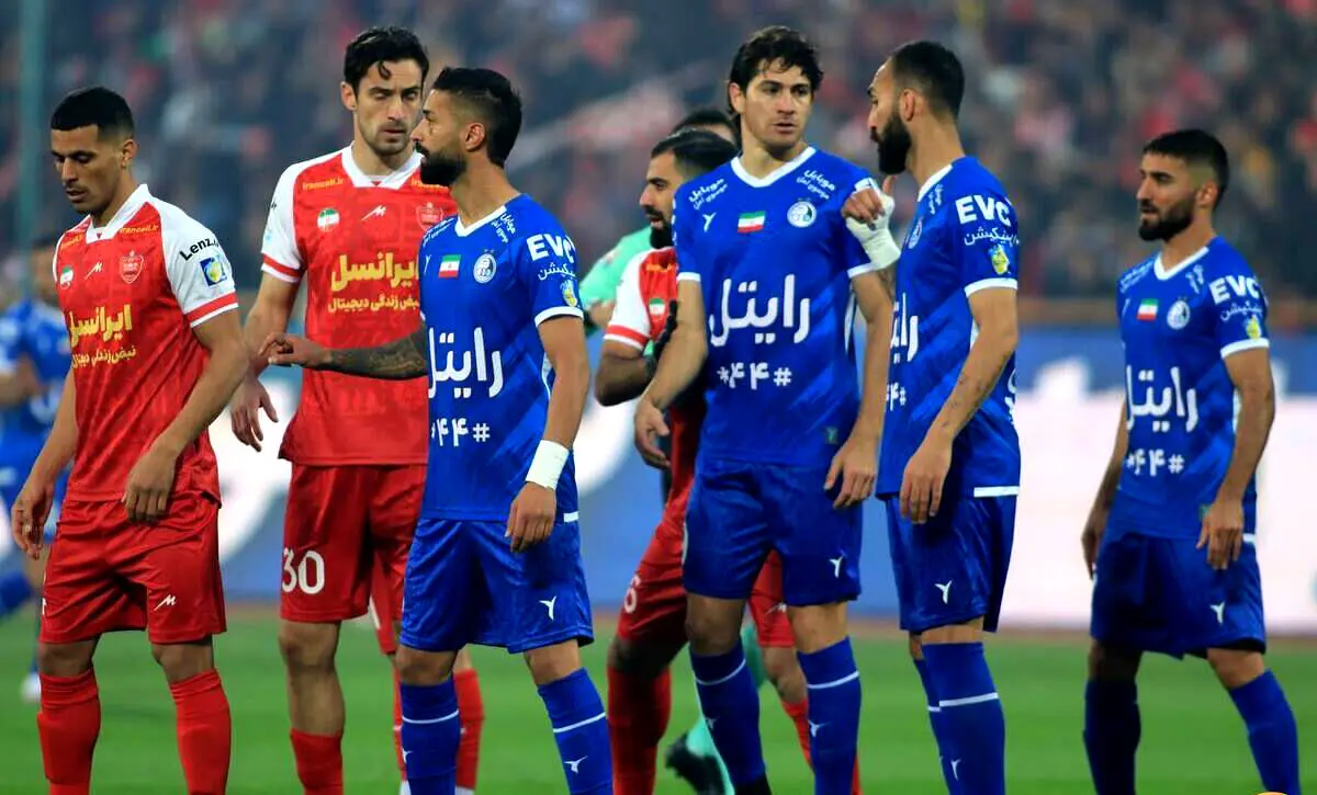 فوتبال ایران اسیر بی‌ثباتی و منافع دلال‌هاست
