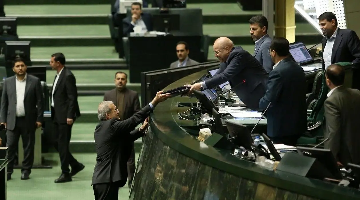 دستورکار سنگین مجلس/معیشت، ارز، آب و بودجه ۱۴۰۵ ،عصر امروز با حضور رئیس جهمور