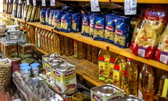 فروشگاه‌های زنجیره‌ای طبق روال گذشته فعال هستند؛ توزیع ۷۰۰ تن روغن