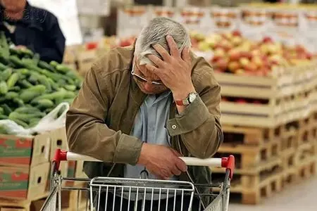 خانه کارگر قزوین: شکاف دستمزد و هزینه معیشت هر روز عمیق‌تر می‌شود