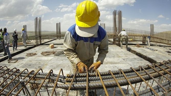 امنیت شغلی، مهم‌ترین دغدغه جامعه کارگری/دولت لایحه امنیت شغلی را به مجلس بفرستد