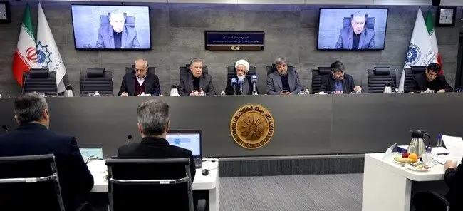 مخالفت صریح دولت با تغییر مرجع مجوز تاکسی‌های اینترنتی در کمیته حمایت از کسب‌وکار