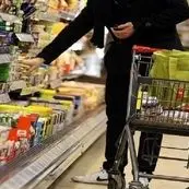 فروش سبدی کالا، بازار را مختل می‌کند؛ با متخلفان برخورد قاطع می‌شود