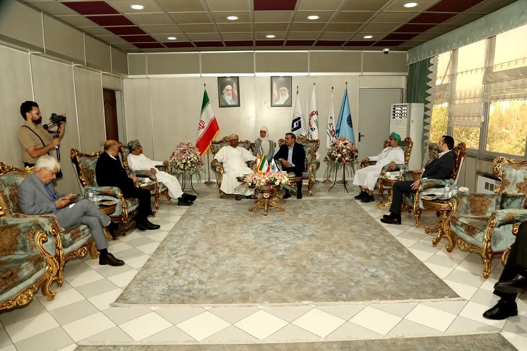 ایران و عمان به دنبال توسعه همکاری در صنعت ساختمان
