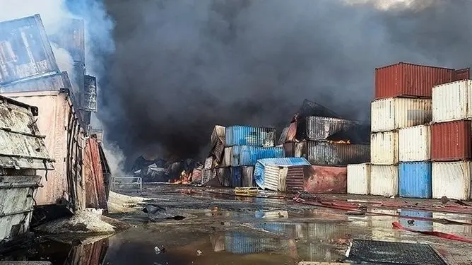 تمدید تعلیق پیگیری تعهدات ارزی خسارت‌دیدگان بندر شهید رجایی تا خرداد ۱۴۰۵