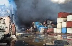 تمدید تعلیق پیگیری تعهدات ارزی خسارت‌دیدگان بندر شهید رجایی تا خرداد ۱۴۰۵
