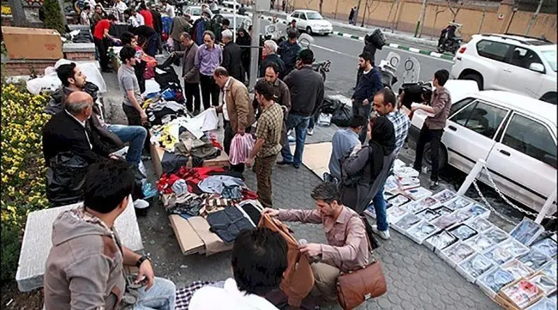 دستمزدهای ناکافی، موتور رشد اشتغال غیررسمی و دست‌فروشی
