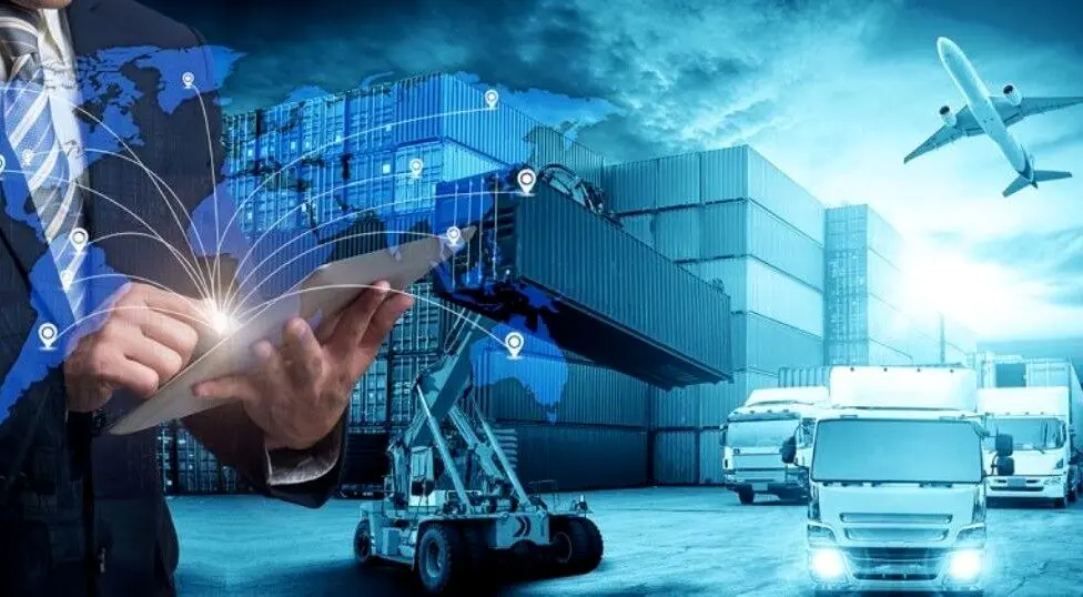 گمرک به جای ترخیص کالا، به دنبال منفعت جریان خاص است