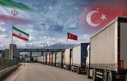 تجارت ایران و ترکیه زیر فشار؛ صف ۵ هزار کامیون در مرز بازرگان