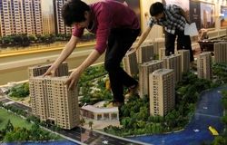 سفر وزیر راه به چین؛ انتقال فناوری ساخت مسکن یا تهاتر نفت؟