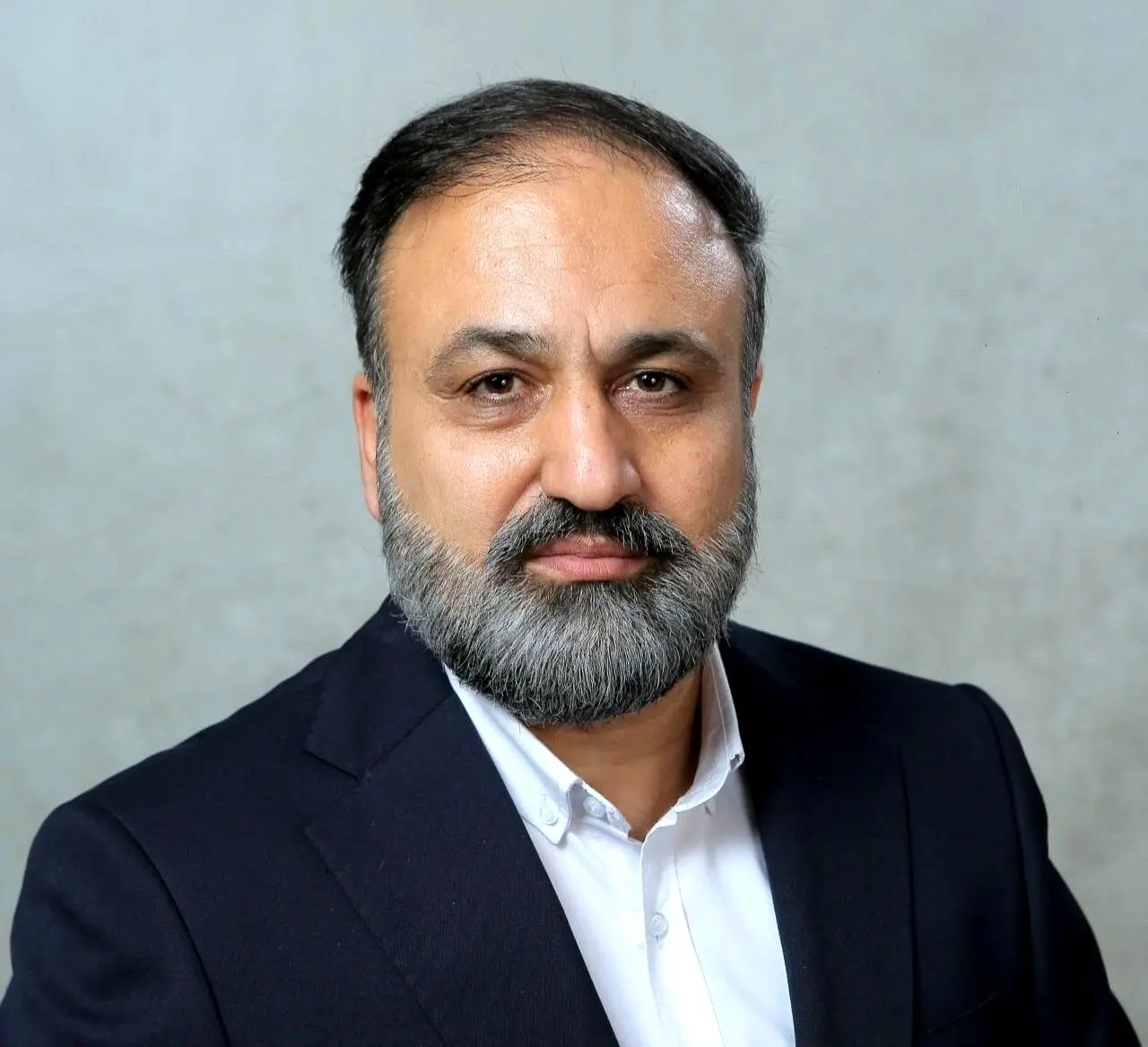 از شعار سه‌جانبه‌گرایی تا انحصارطلبی‌ها/معاونت‌ها، «شتر‌هیجدهم» وزیر کار را دور زدند!