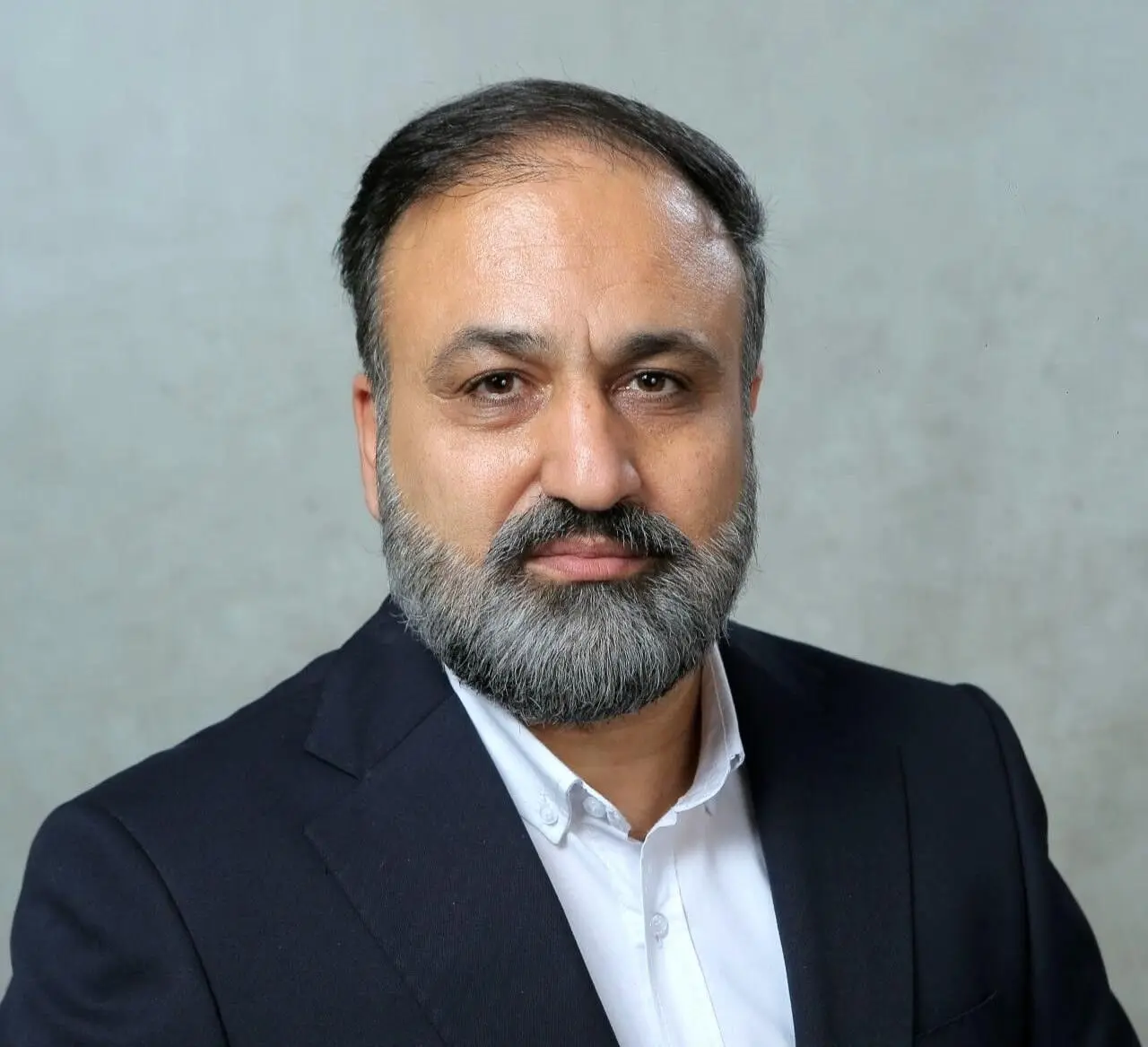 از شعار سه‌جانبه‌گرایی تا انحصارطلبی‌ها/معاونت‌ها، «شتر‌هیجدهم» وزیر کار را دور زدند!