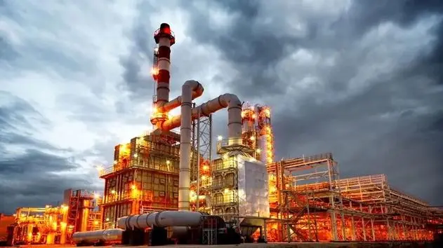 قطعی گسترده گاز پتروشیمی‌ها؛ کاهش خوراک گازی از ۸۵ به ۳۸ میلیون متر مکعب