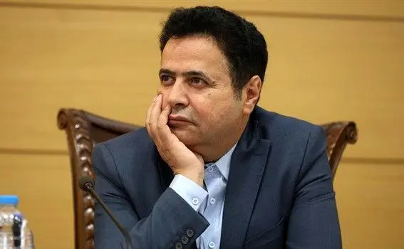 رشد مالیاتی در شرایط رکود تورمی، ضد تولید است/دولت شفافیت و صرفه‌جویی در هزینه‌های خود را پیش بگیرد