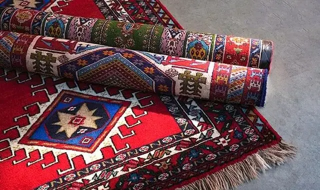 صادرات فرش دستباف ایران به کمترین سطح تاریخی/ تحریم، جنگ و سیاست‌های داخلی مقصر اصلی