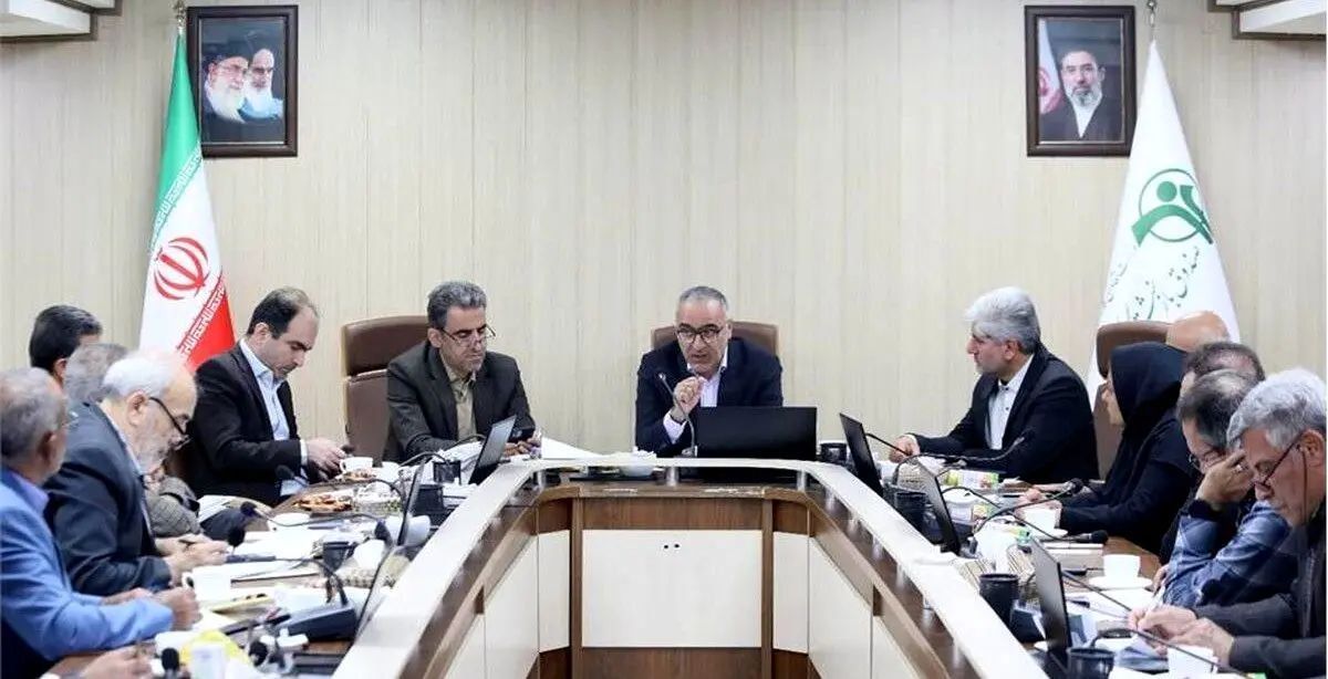 نشست مشترک صندوق بازنشستگی کشوری و بیمه‌گرها برای بهبود و رقابت در بیمه تکمیلی ۱۴۰۵