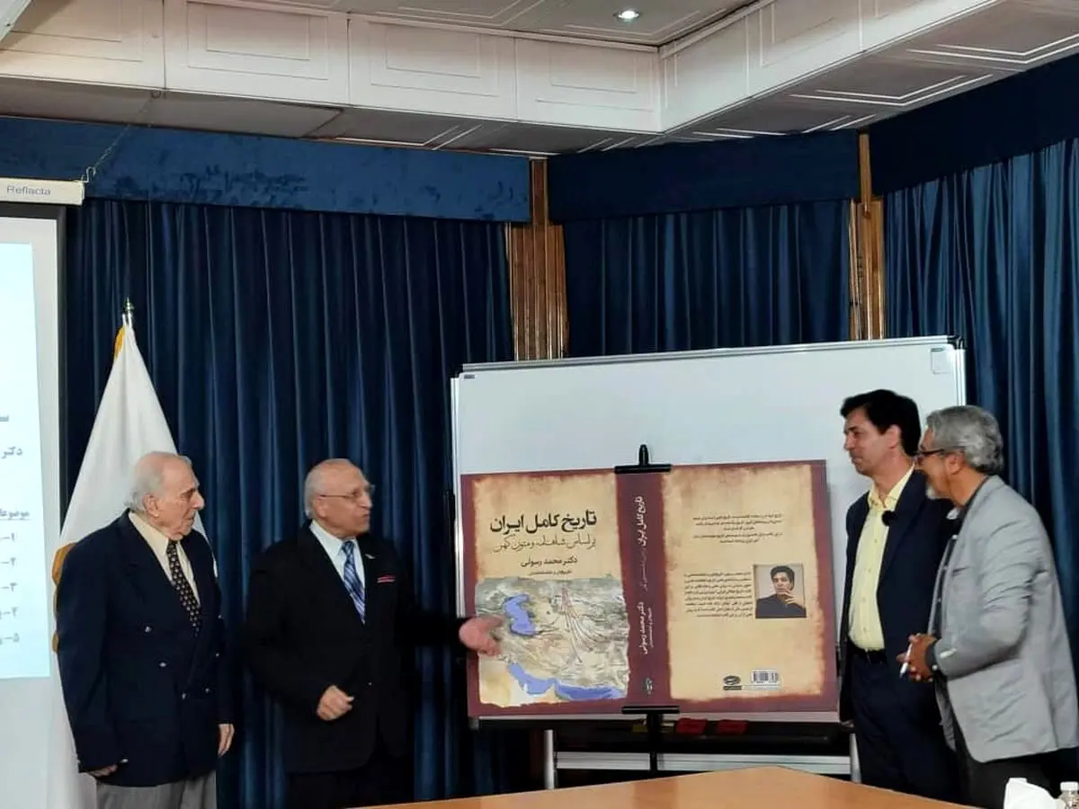 شاهنامه شناسنامه ملت ایران است