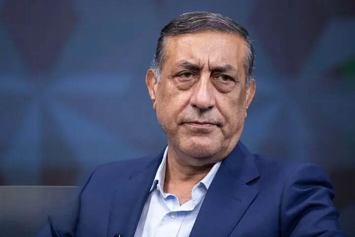 اقتصاد ایران زیر فشار سه‌گانه بانک‌ها، کسری بودجه و جنگ است