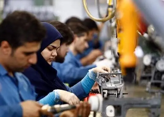 احیای بازار کار پس از جنگ با حمایت‌های مقطعی ممکن نیست/خطر گسترش اشتغال بی‌کیفیت