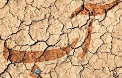 آبفا با پمپ و منبع، مصرف آب را افزایش داد!