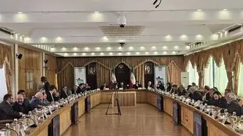 اصناف در نشست با رئیس تعزیرات از مطالبات کالابرگ تا مشکلات ارزی و مالیاتی گفتند