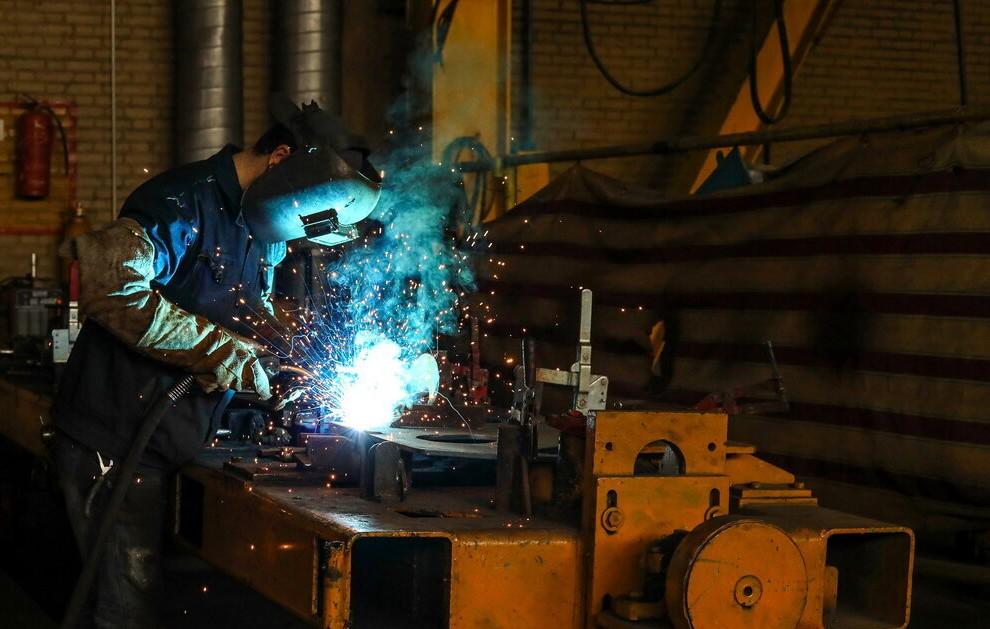 پیش‌بینی بحران انرژی در واحدهای صنعتی تا پایان پاییز