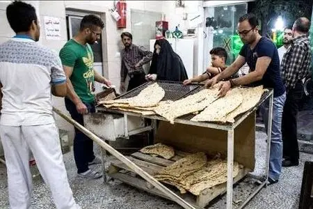 هشدار اتاق اصناف پس از گرانی نان؛ برخورد با گران‌فروشی نانوایی‌ها تشدید می‌شود