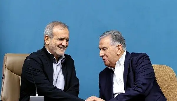 درخواست بخش خصوصی برای خروج از وضعیت «نه جنگ، نه صلح»/ حرکت به‌سوی تک‌نرخی شدن ارز با «شیب ملایم»