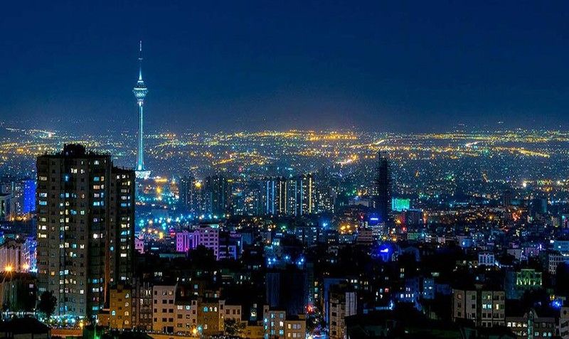 توسعه عمودی بی‌ضابطه تهران را در آستانه خفگی قرار داده است