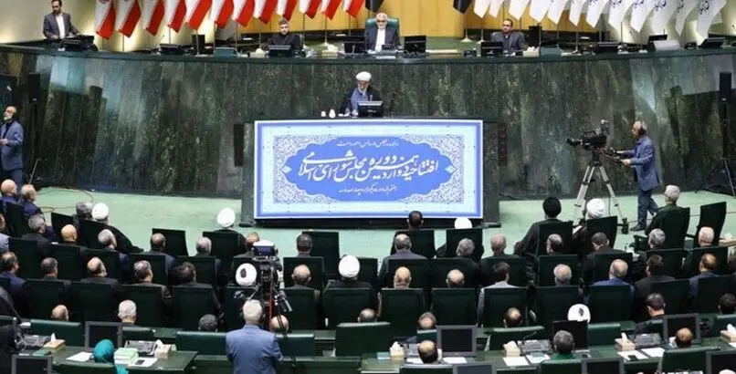 بهبود محیط کسب‌وکار و رفع موانع بین‌المللی در حوزه اقتصاد از اولویت‌های مجلس دوازدهم باشد
