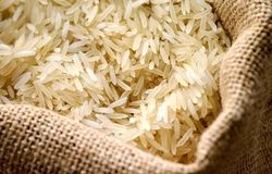 افزایش قیمت فقط در نوع کیفی برنج پاکستانی / واردات سوپر باسماتی برای تنظیم بازار آغاز شد