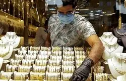 بازگشت طلافروشان به مغازه هایشان در تهران 