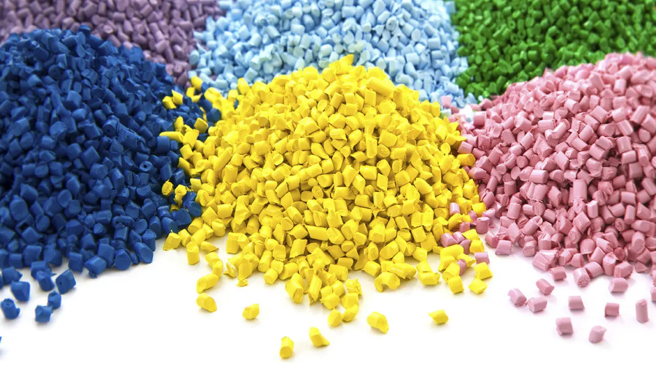 صنعت پلیمر در بزنگاه پایداری؛ اقتصاد چرخشی راه‌حل یا چالش تازه؟
