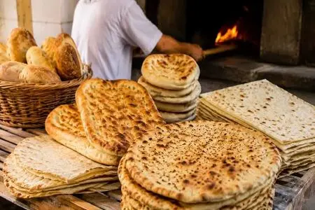 قیمت آرد و نان آزاد می‌شود؟ پیشنهاد اصناف برای پرداخت یارانه به خانوارها