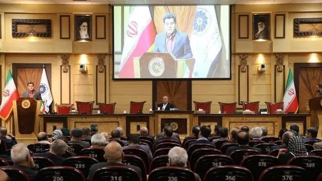 همه باید پای صندوق رای حاضر شوند
