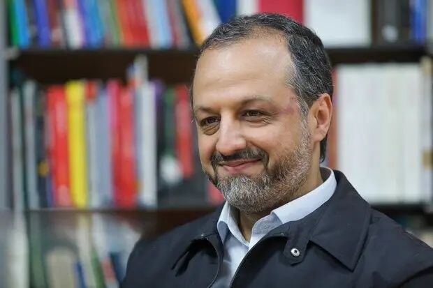 وزیر اقتصاد دولت سیزدهم:وابستگی ارزی ایران به امارات نتیجه کوتاهی سیاست‌گذاران بود