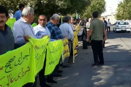 تجمع بازنشستگان تأمین اجتماعی در چند شهر؛ اعتراض به معوقات و مستمری‌های ناکافی