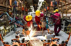 صنعت در انتظار انرژی؛ توسعه بدون برق پایدار متوقف می‌ماند