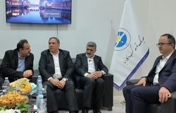 بازدید رییس سازمان بورس از غرفه هلدینگ سبا در کیش اینوکس ۲۰۲۵