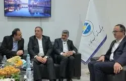 بازدید رییس سازمان بورس از غرفه هلدینگ سبا در کیش اینوکس ۲۰۲۵