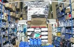 قطعات خودروهای وارداتی و مونتاژی نایاب شد/قیمت‌ها ساعتی تغییر می‌کند