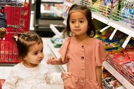 واریز همزمان سه مرحله اعتبار امنیت غذایی برای ۲۶۲ هزار کودک مبتلا به سوءتغذیه