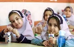 وزارت بهداشت: حذف بودجه شیر مدارس سلامت کودکان را تهدید می‌کند