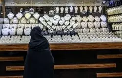 کاهش قیمت طلا در بازار داخلی ایران؛ ارز، تقاضا و معاملات محدود عوامل اصلی