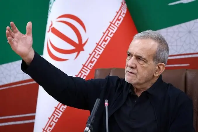 تأکید پزشکیان بر حمایت از صادرکنندگان و حذف مقررات دست‌وپاگیر