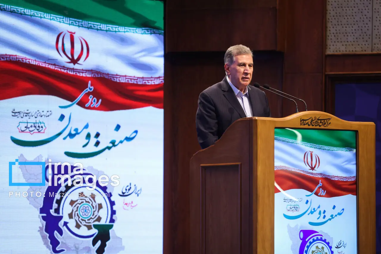 اتاق ایران: بازسازی صنعتی بدون مشارکت بخش خصوصی ممکن نیست