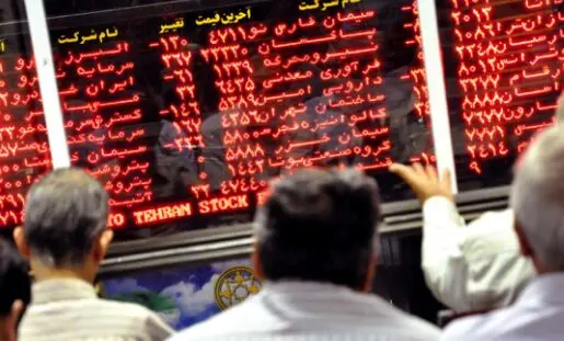 ۸۳.۴ درصد ارزش بازار سهام در اختیار ۱۰ صنعت