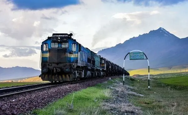 ناهماهنگی در مرزها/ افزایش هزینه‌های حمل‌ونقل و ریسک فساد کالاهای اساسی